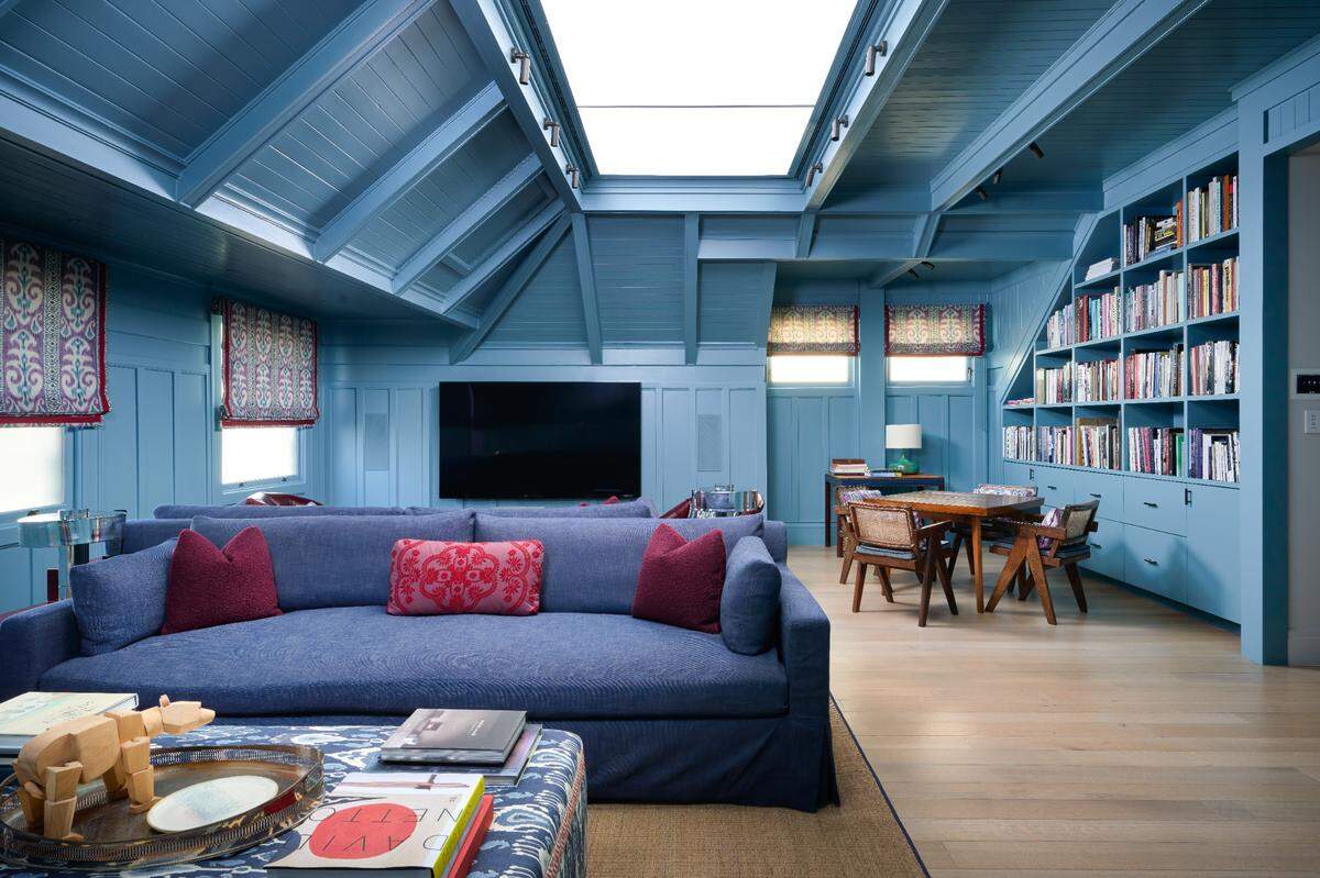 The sky-lit top floor.