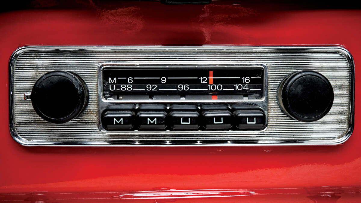 If new car makers are allowed to drop AM radio from their vehicles, it could be the end for AM radio stations across the country.