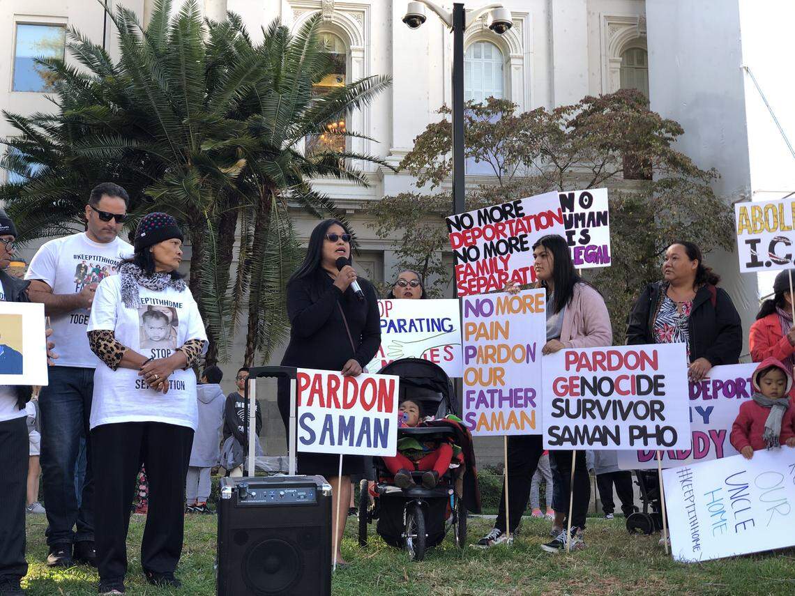 Maribel Bautista, Saman Pho’s wife, thanks those present at the rally who help all the families fight the state prison system’s transferal of their family members over to ICE.