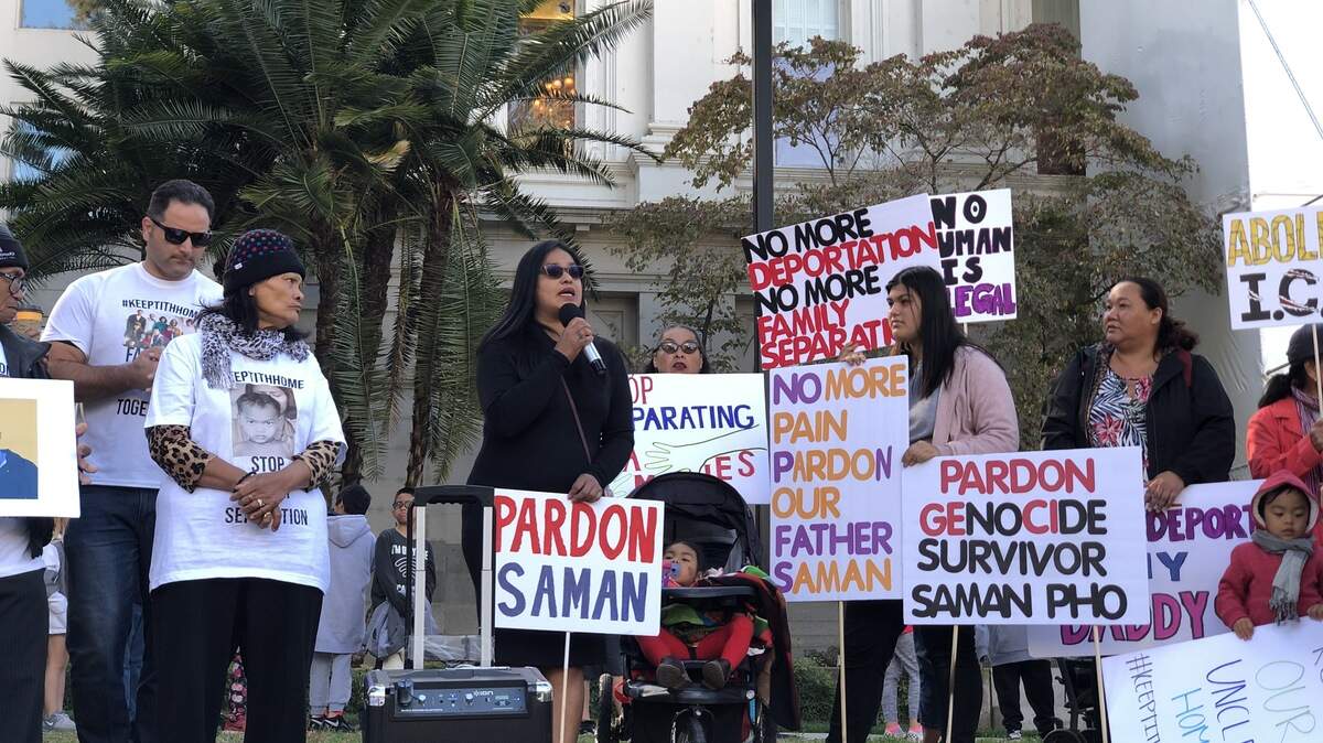 Maribel Bautista, Saman Pho’s wife, thanks those present at the rally who help all the families fight the state prison system’s transferal of their family members over to ICE.