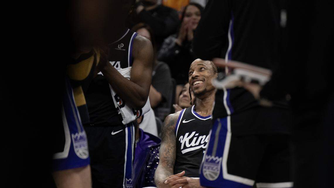 DeRozan scores 39 in Kings’ loss to Hornets to pass NBA legend on scoring list