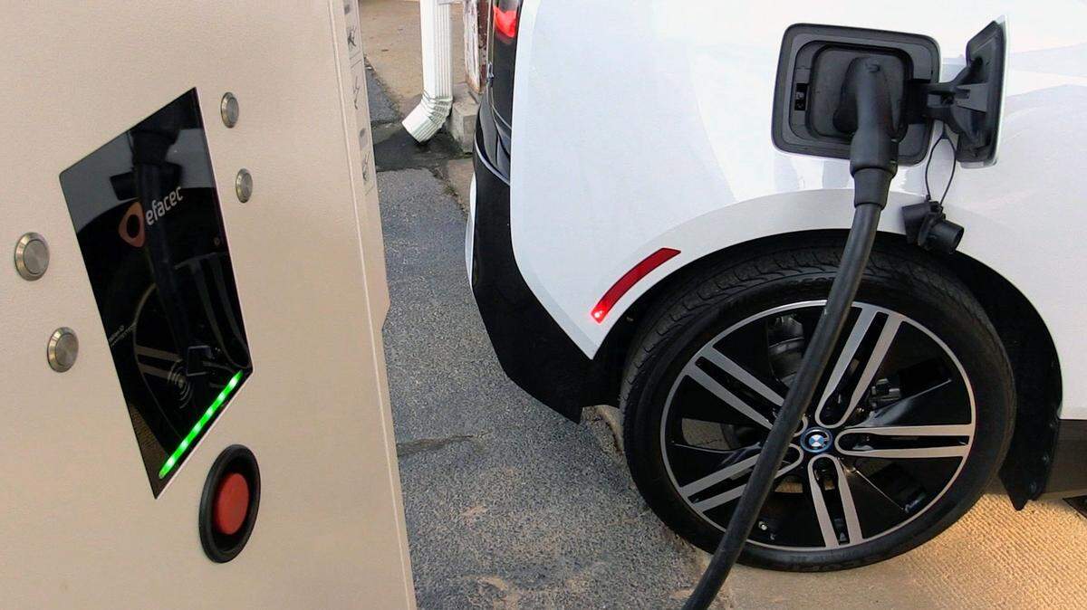 Eight years after VW’s emissions scandal, Electrify America faces criticism for failing to deliver clean air progress for California’s vulnerable communities.