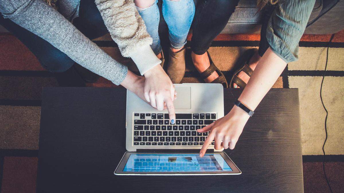 New research published by Common Sense Media shows that 72% of American teenagers use AI companion chatbots. A bill from state Sen. Steve Padilla, D-San Diego, would add guardrails to the AI companies teenagers are using.