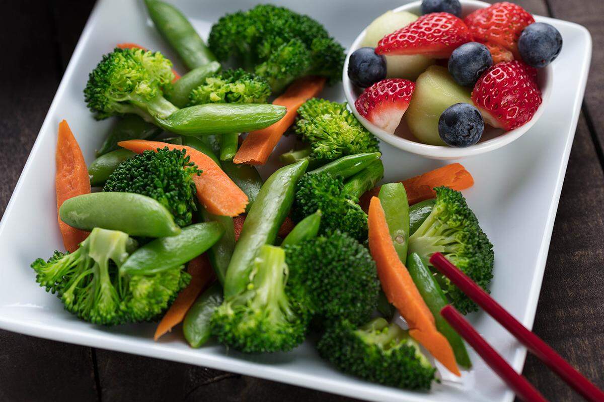 Broccoli, along with dark greens such as spinach and kale, contain vitamin K, magnesium and calcium, three important nutrients in building strong bones as you age.