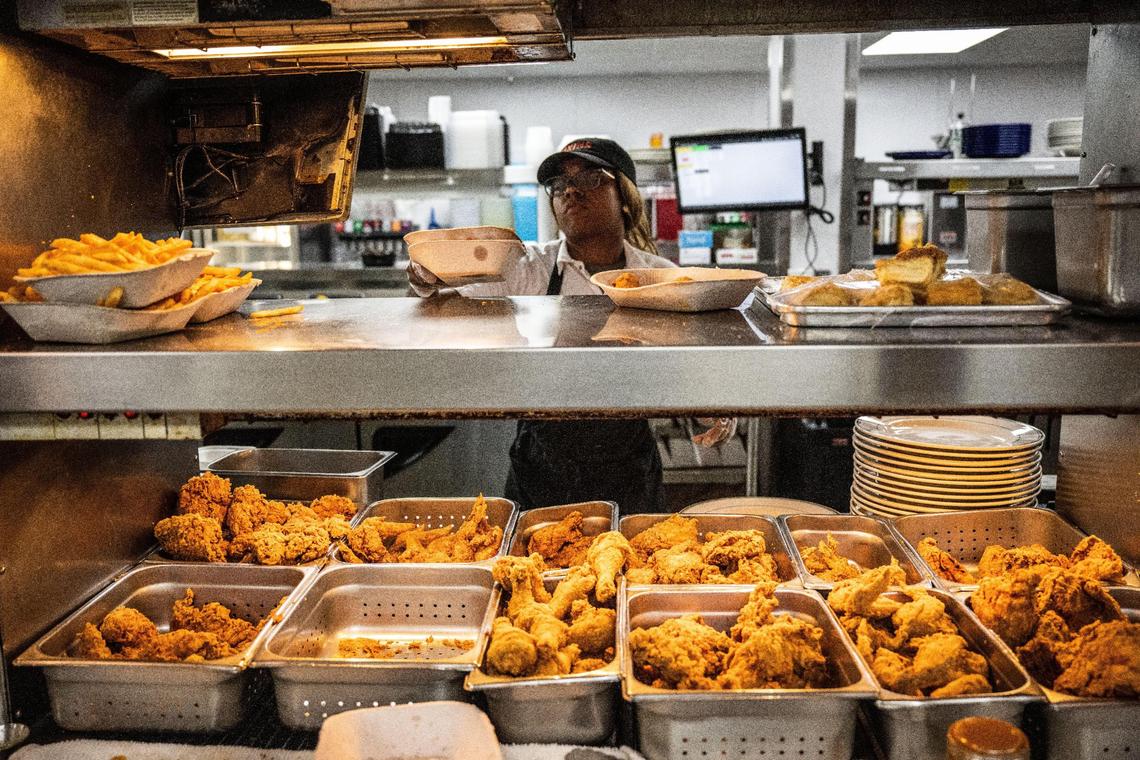 Fried chicken waits to be served on Tuesday, July 25, 2023 at Fixins, Kevin Johnson’s soul food spot in Oak Park, which has begun a nationwide expansion.