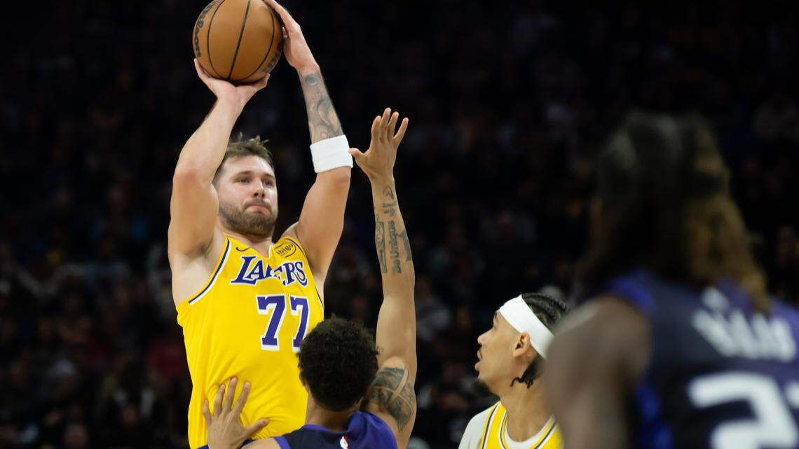 Kings vs. Lakers: Sacramento youth movement meets LeBron James, Luka Doncic