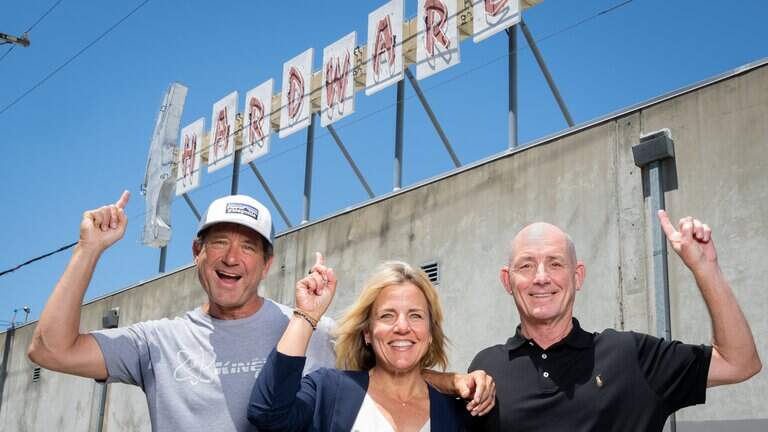 It was a Freeport Boulevard icon. Why the Hollywood Hardware sign moved downtown