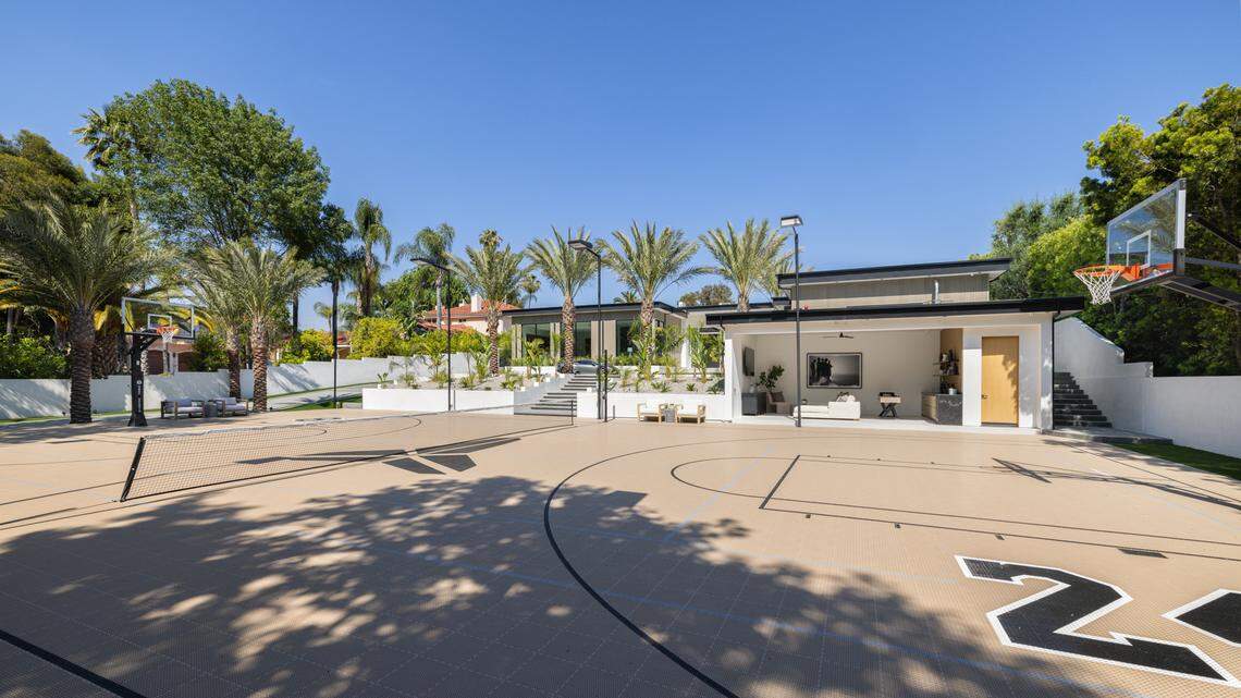 The home comes with a full basketball court dedicated to Los Angeles Lakers legend Kobe Bryant.