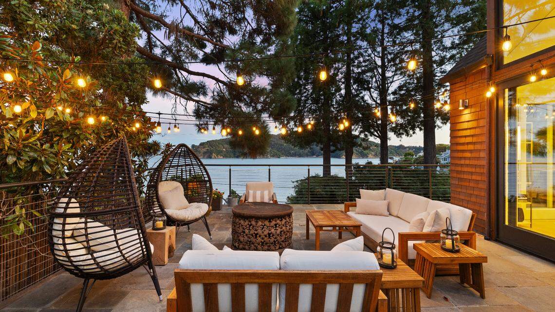 Robert Redford’s home north of San Francisco sells above asking price. See it