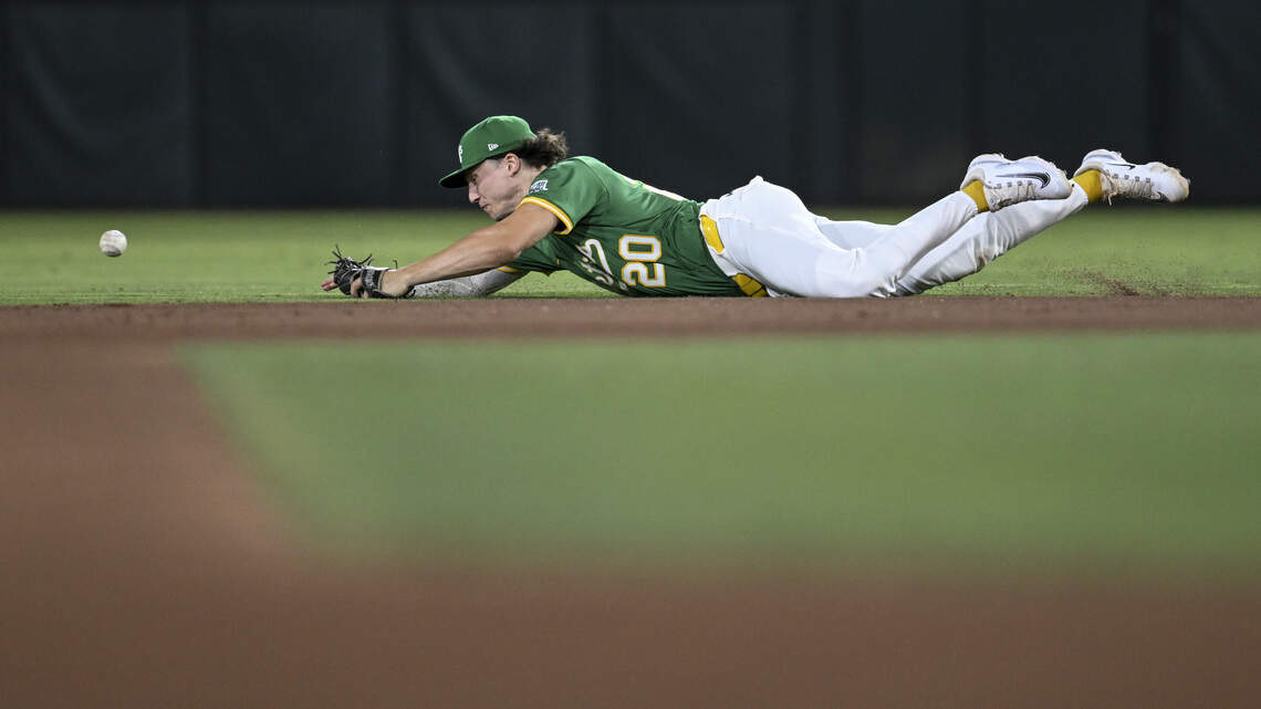 A’s player sues Detroit Tigers, claiming unsafe fence caused injury