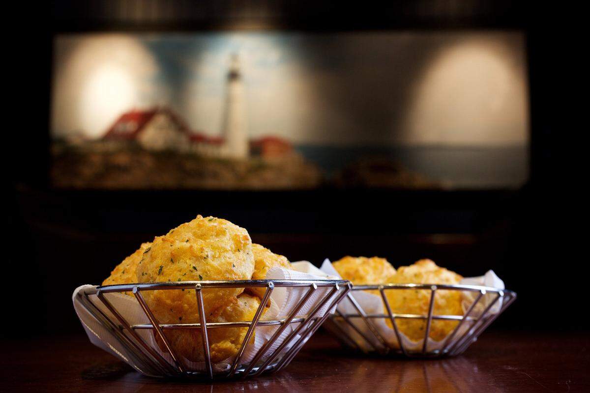 The popular garlic cheddar biscuits are a staple at Red Lobster restaurants