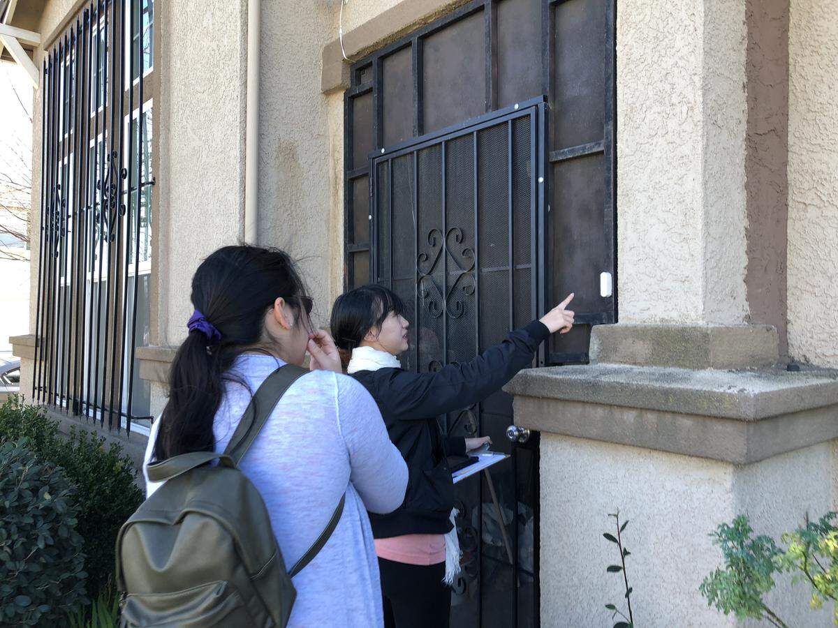 Judy Chang and Sandy Yang are canvassers from Hmong Innovating Politics who went door-knocking on Feb. 8, 2020 to ask south Sacramento residents if they will complete the census questionnaire in April.