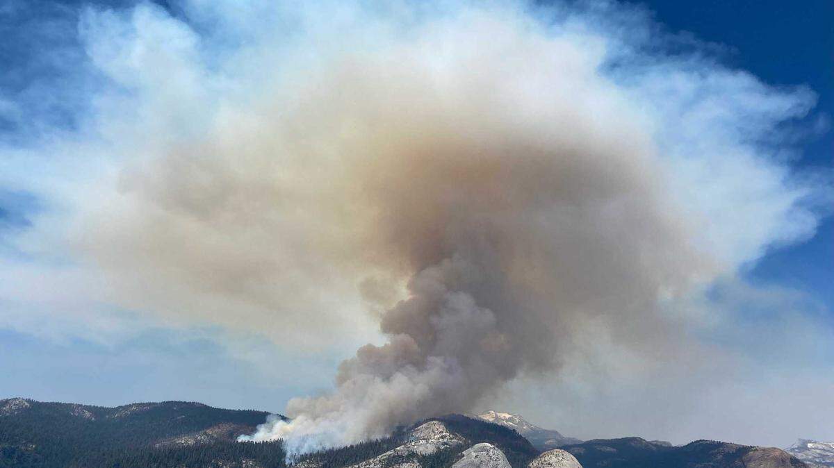 The Pika Fire, burning in Yosemite National Park, has grown to just over 800 acres, firefighters said in a Monday morning update. The fire was started by lightning on June 29.