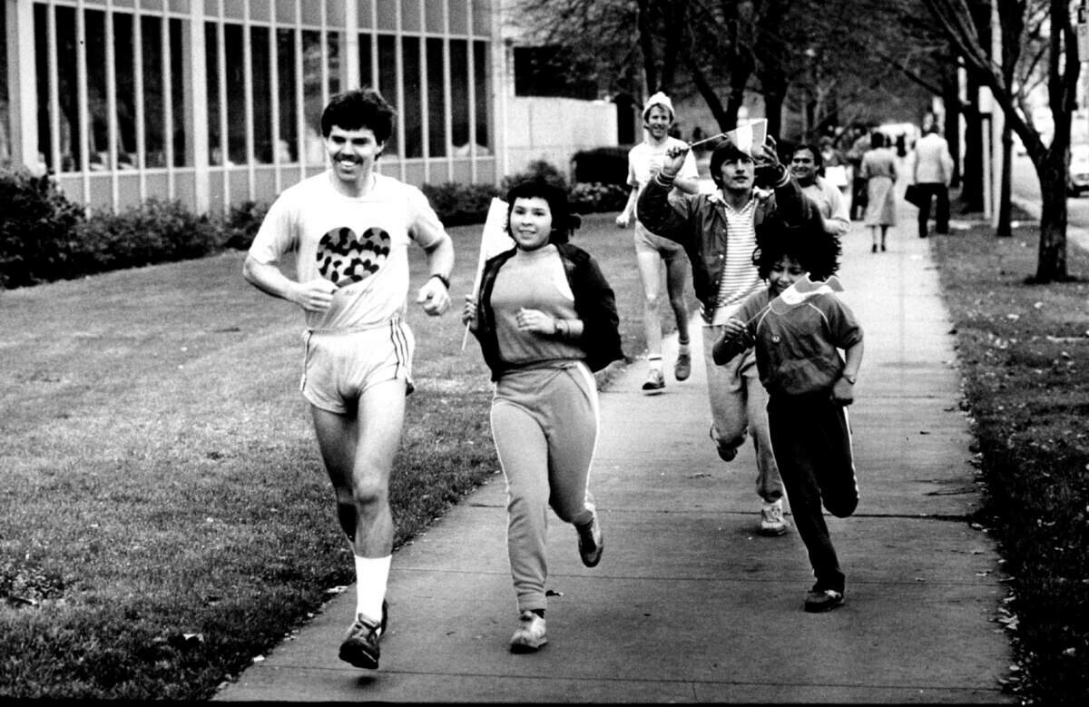 8-03082013-10000181AA.jpg Dennis Godby, left, runs along Capitol Mall in Sacramento on Wednesday, Dec. 5, 1984, a few days after departing from San Francisco on a 3,000-mile journey across the country to focus attention on violence in Central America.