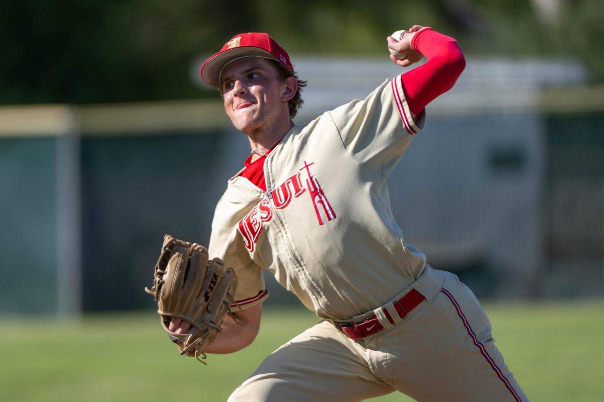 Jesuit Marauders pitcher Parker Lipp throws against the Granite Bay Grizzlies during a game at Granite Bay High School on Thursday.
