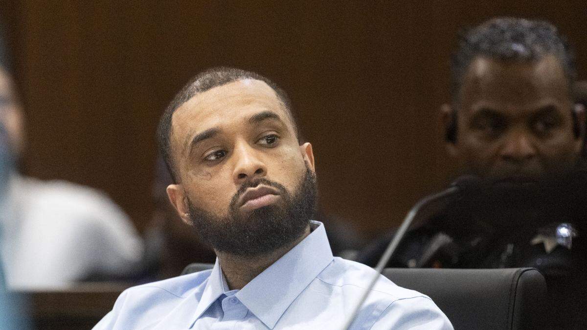 Murder suspect Mtula Payton listens to opening statement during the K Street mass shooting trial at the Tani Cantil-Sakauye Sacramento Courthouse on Tuesday, April 21, 2026.