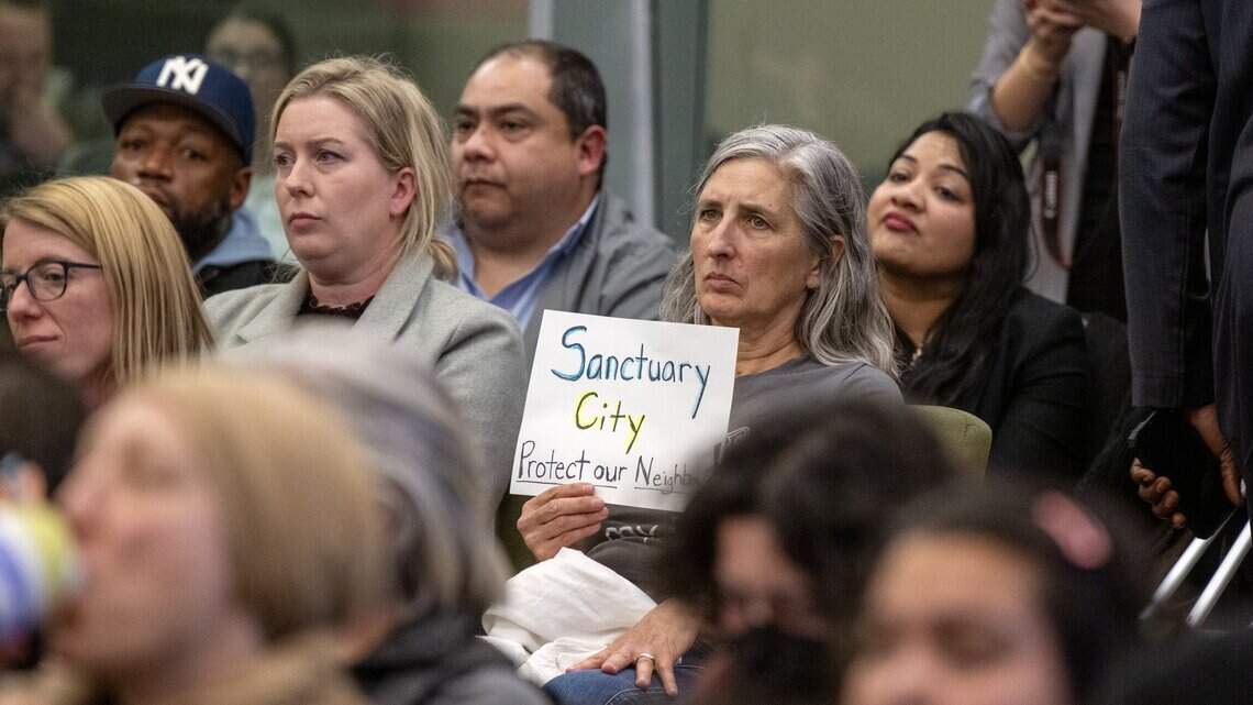 At packed meeting, over 100 urge Sacramento to strengthen immigration protections