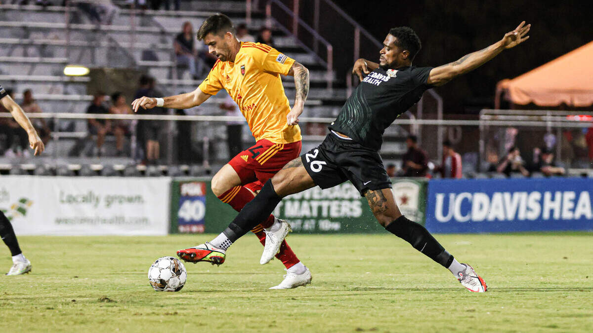 Sacramento’s Deshorn Brown works for the ball during a 1-0 loss to Phoenix on Wednesday, Sept. 28, 2022.