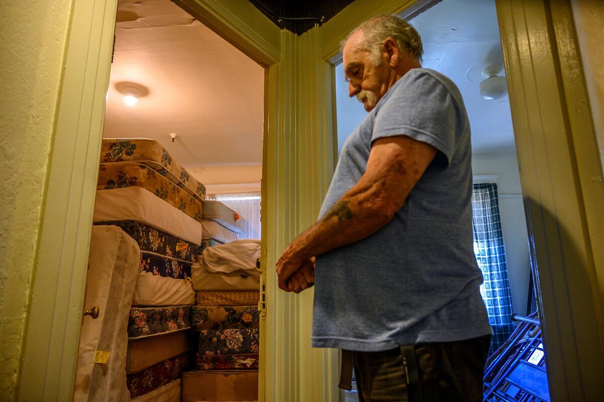 Jimmy Garlin, 72, talks about a room full of mattresses and the bedbug infestation at the Capitol Park Hotel on Thursday, Aug. 29, 2019 in Sacramento. He says when people complain the dispatchers drag a mattress from one of these store rooms. “I don’t think it’s a new mattress,” said Garlin.