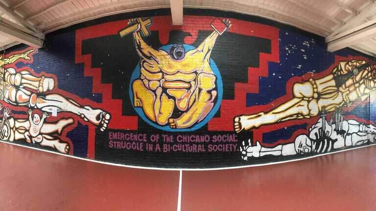 Uno de los murales chicanos más antiguos del país se encuentra en Sacramento. Aquí es donde