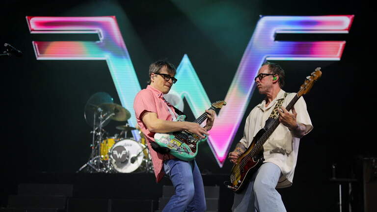 Grammy Award-winning band Weezer kicks off tour at Sacramento’s Golden 1 Center