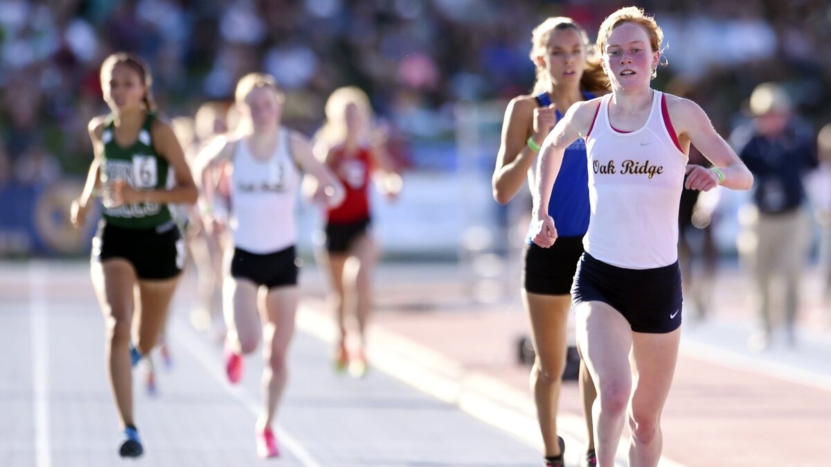Oak Ridge's Maddy Denner, right, runs to a first-place finish in the 1,600 meters final at the CIF State Track and Field Championships on Saturday, June 1, 2018 in Clovis.