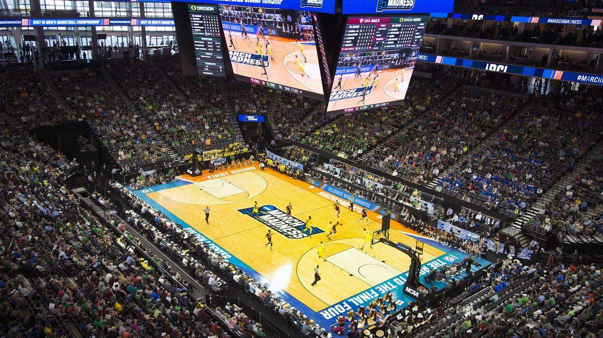 The Oregon Ducks and the Iona Gaels play at Golden 1 Center during the NCAA Tournament in 2017, the first year the facility hosted the event.