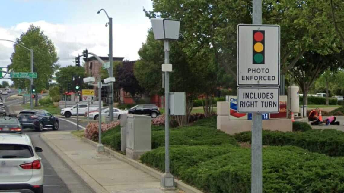 Elk Grove to add 5 red-light cameras at high-collision intersections for $2.3M
