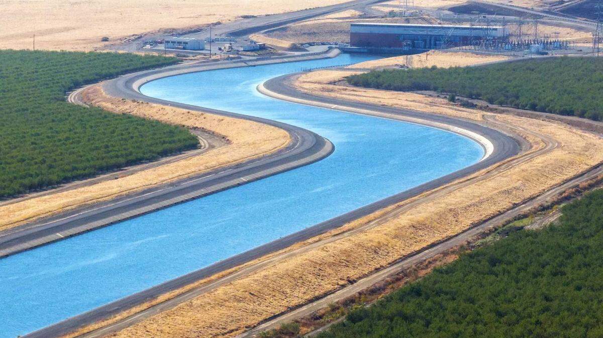 The California Aqueduct, which transports water from the Sacramento-San Joaquin River Delta to Southern California, runs near Highway 165 in Los Banos.