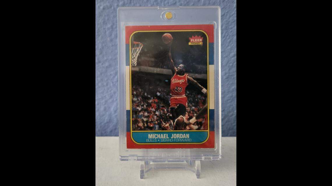 A Colorado man faces charges that he sold counterfeit sports trading cards, including fake 1986 Fleer rookie Michael Jordan cards, for $800,000 in cash and trades, federal officials say.