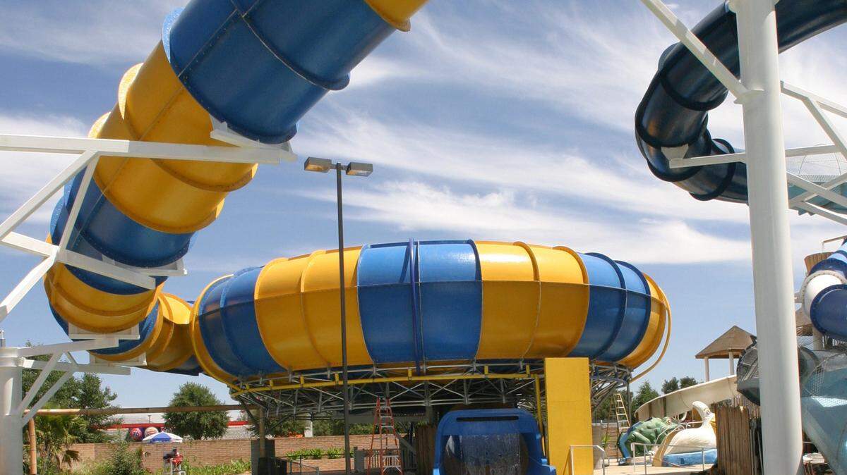The seven men who were arrested Monday on suspicion of inappropriately touching young girls at Roseville's Golfland SunSplash water park were released from jail Wednesday, Placer County Jail inmate logs show.