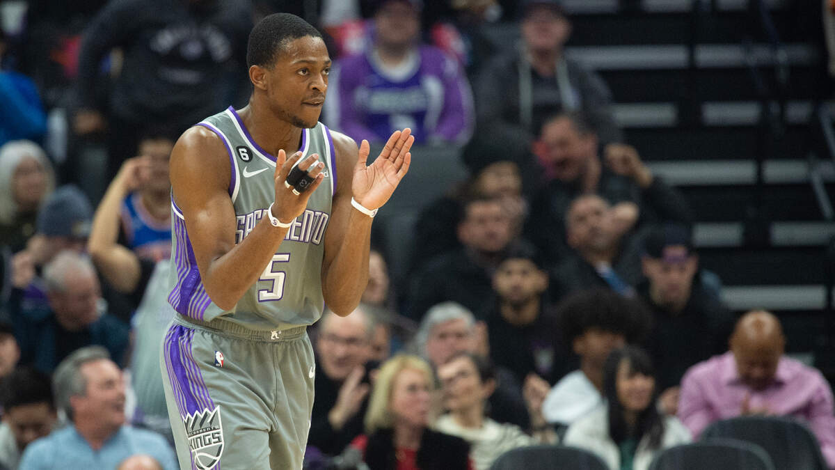 Sacramento Kings guard De’Aaron Fox (5) reacts after a Kings basket in the first quarter during a game at Golden 1 Center in Sacramento, Thursday, March 9, 2023.