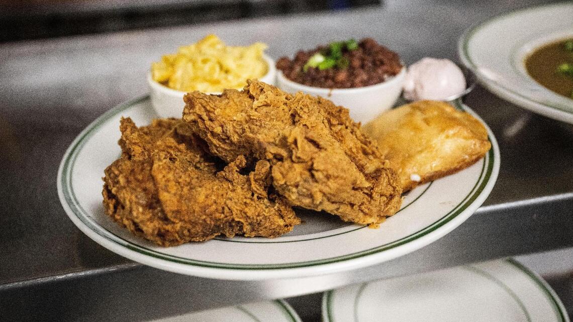 Sacramento eatery ranked among Yelp’s Top 100 restaurants with outdoor dining