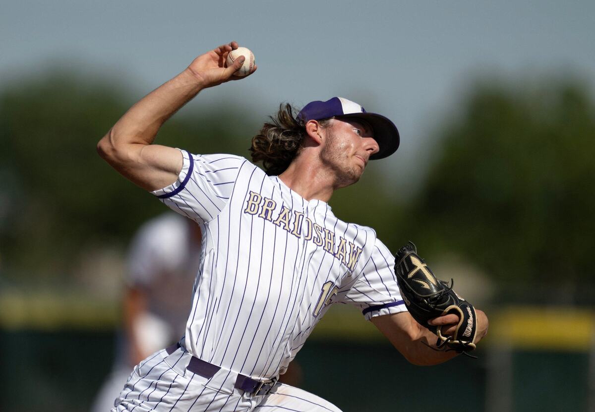 Bradshaw Christian pitcher Alex Crosno (15) gave up one run during a 2024 first-round CIF Northern California Division IV regional baseball playoff game against Branson High School.
