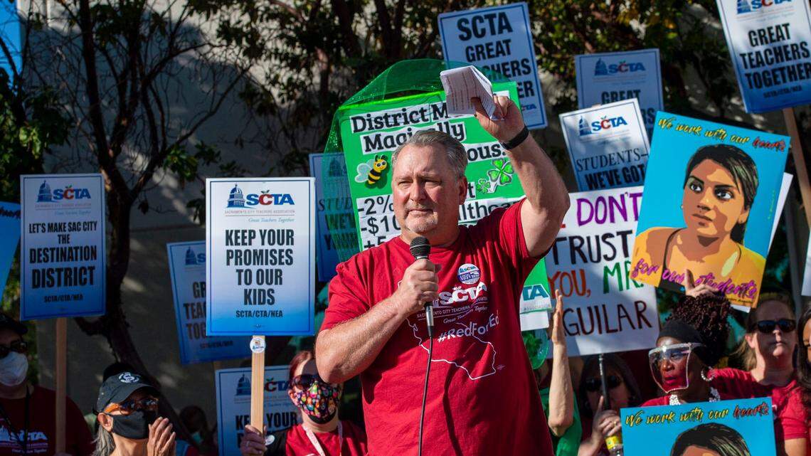 If Sacramento school employees go on strike, it’s the city’s students who will suffer most