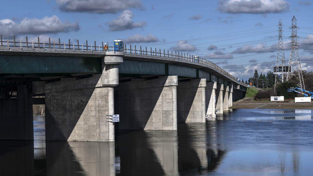 A new pedestrian and bike path on the American River Bridge will soon create a river-crossing trail connection near Cal Expo. Groundwater banking in the Sacramento region captures wet-season runoff to offset declining Sierra snowpack, storing billions of gallons underground for later.