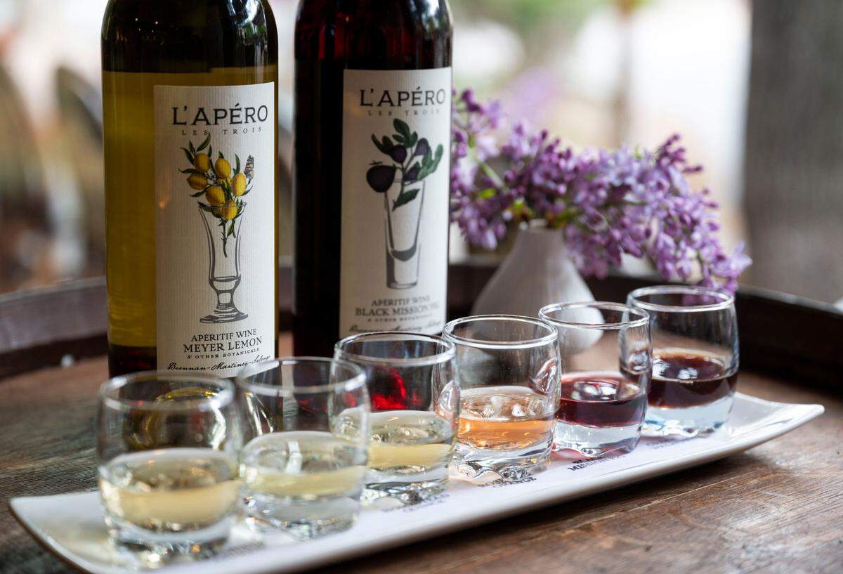 L’Apéro Les Trois offers apéritif samples.