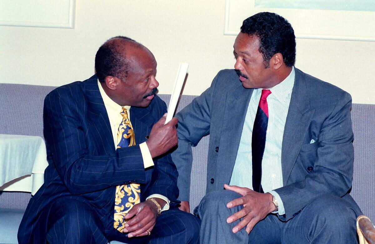 Assembly Speaker Willie Brown, left, confers with the Rev. Jesse Jackson on Oct. 12, 1991, during a convention of the Black American Political Association of California in Sacramento.