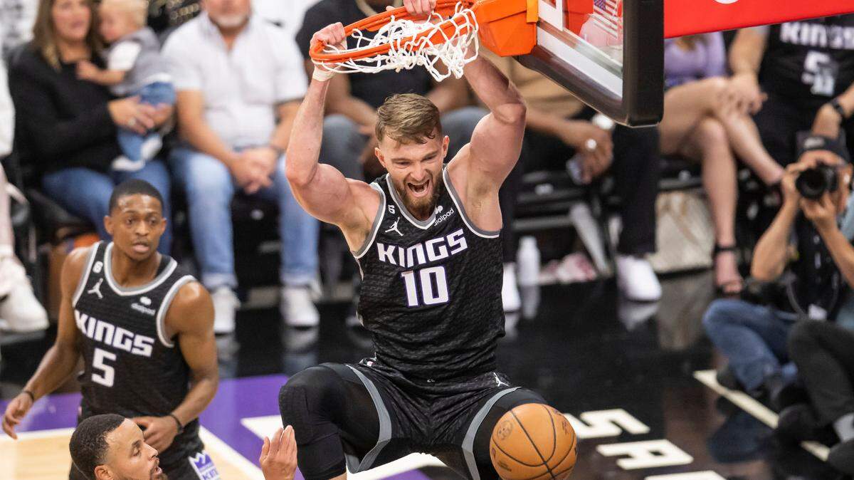 Domantas Sabonis helped transform the Kings. Now he’s undergoing a spiritual transformation