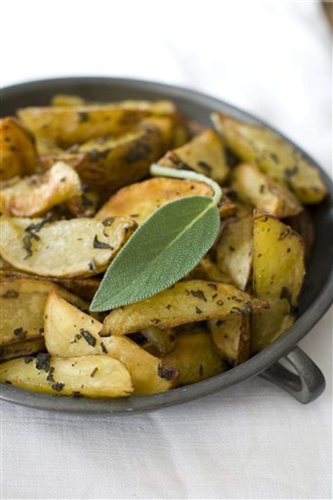 Food Thanksgiving Sage Potatoes