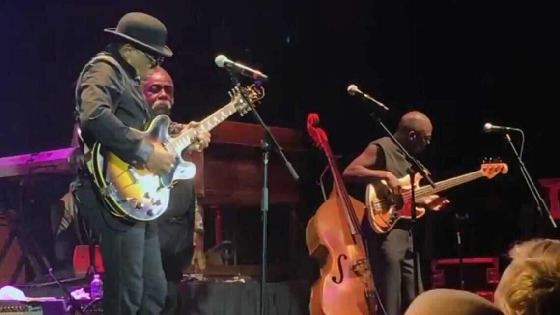 Tito Jackson joins B.B. King’s Blues Band at MontBleu show