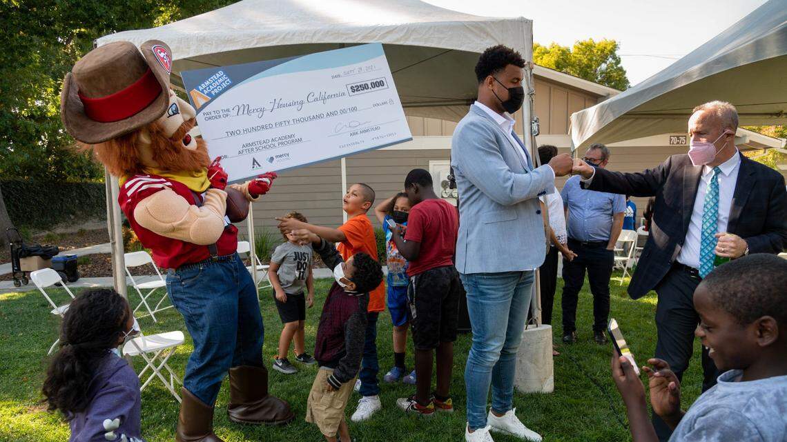 Sacramento native, 49ers star Arik Armstead named Walter Payton Man of the Year nominee