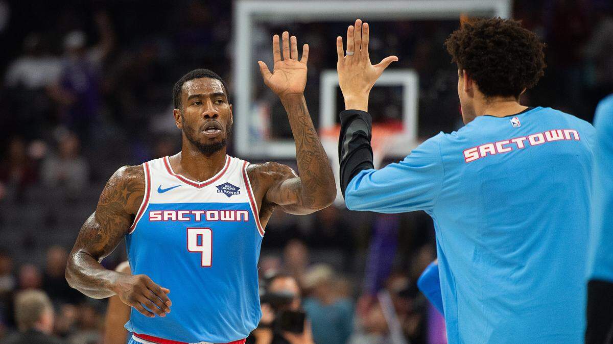 Kings swingman Iman Shumpert (9) is having fun being back on the basketball court and spending time with his teammates. He has nicknamed the team “The Scores.”