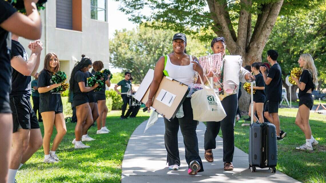 ‘So excited:’ Sac State students move in to new Mt. Whitney dorm on campus