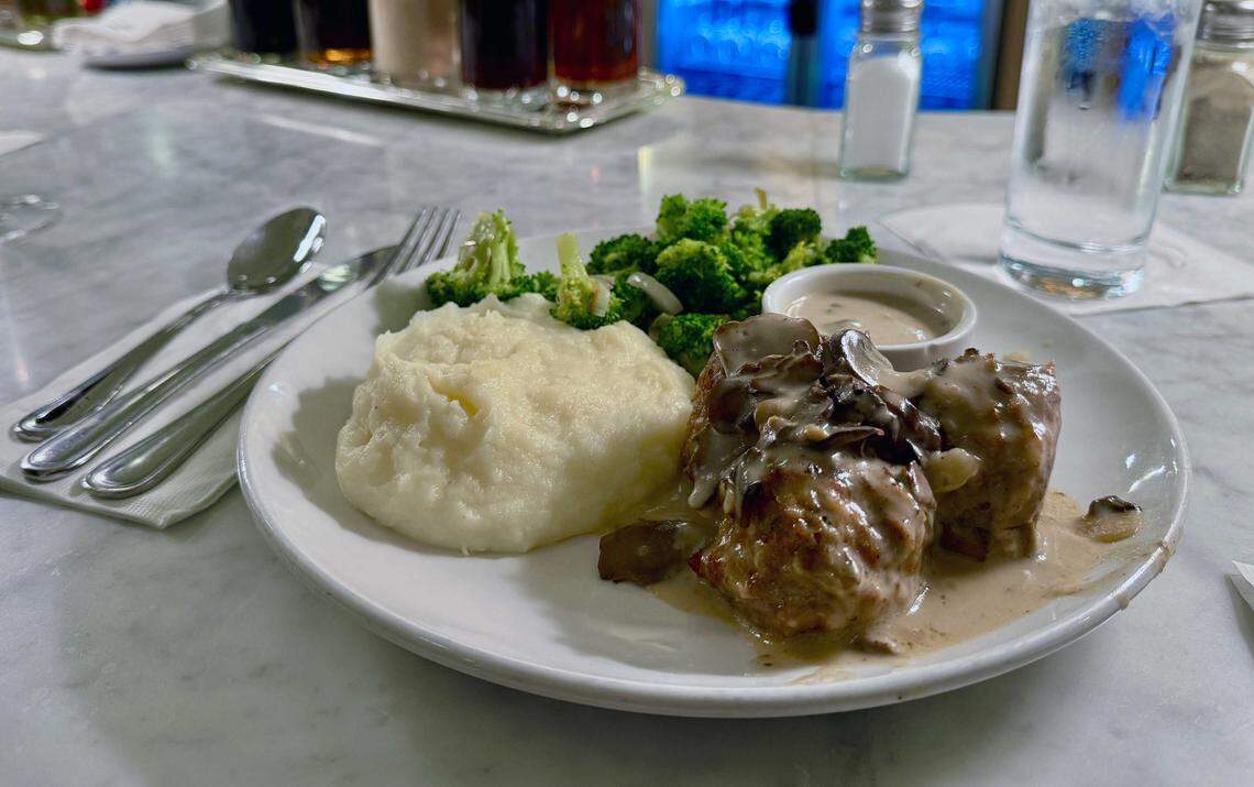 Sellands at 916 Broadway serves Swedish meatballs in a mushroom-sherry gravy, available as a combination plate with two sides, on Monday, Jan. 12. Customers can order at the counter or at the bar.