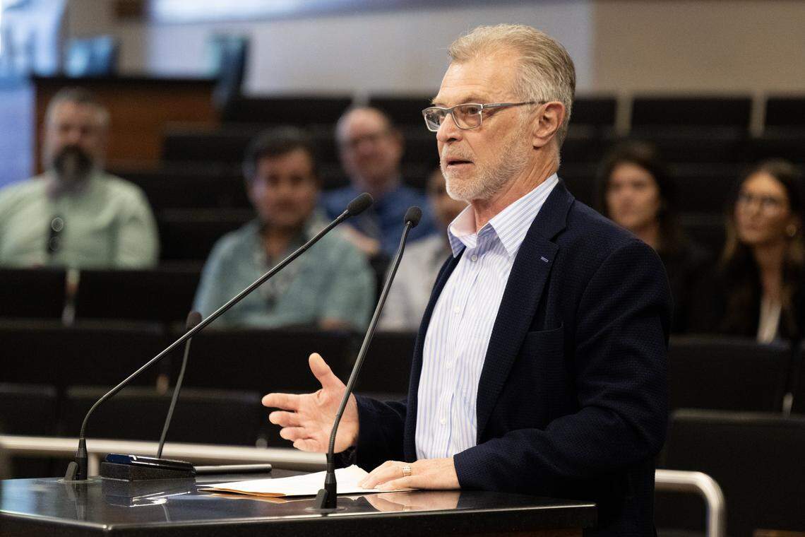 Aaron Heinrich, executive director of the Sacramento Educational Cable Commission, speaks to the Sacramento Metropolitan Cable Television Commission during a budget meeting on Wednesday in Sacramento. 