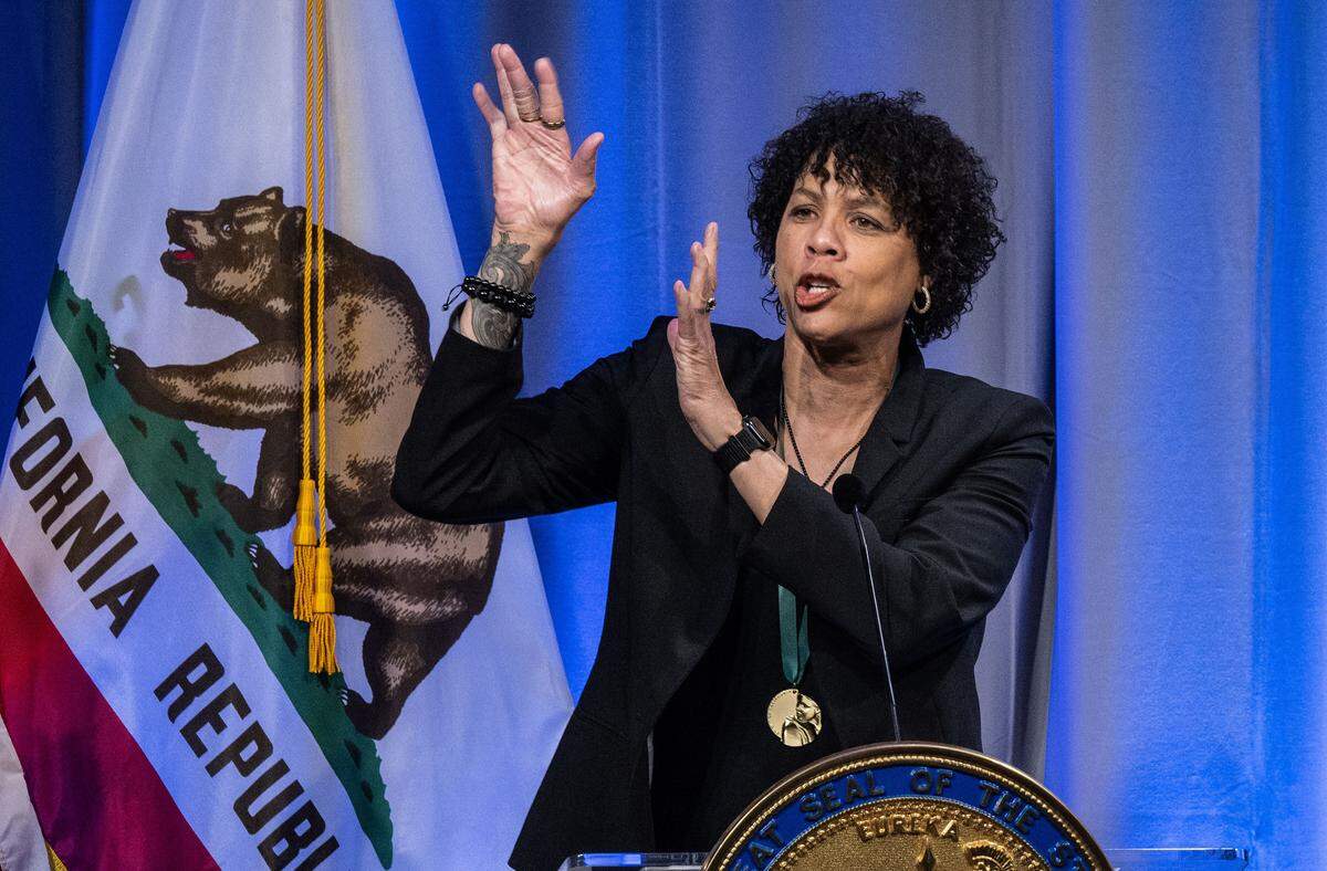Basketball great and sports broadcaster Cheryl Miller speaks after being inducted into the California Hall of Fame on Tuesday, Feb. 6, 2024, at the California Museum in Sacramento.