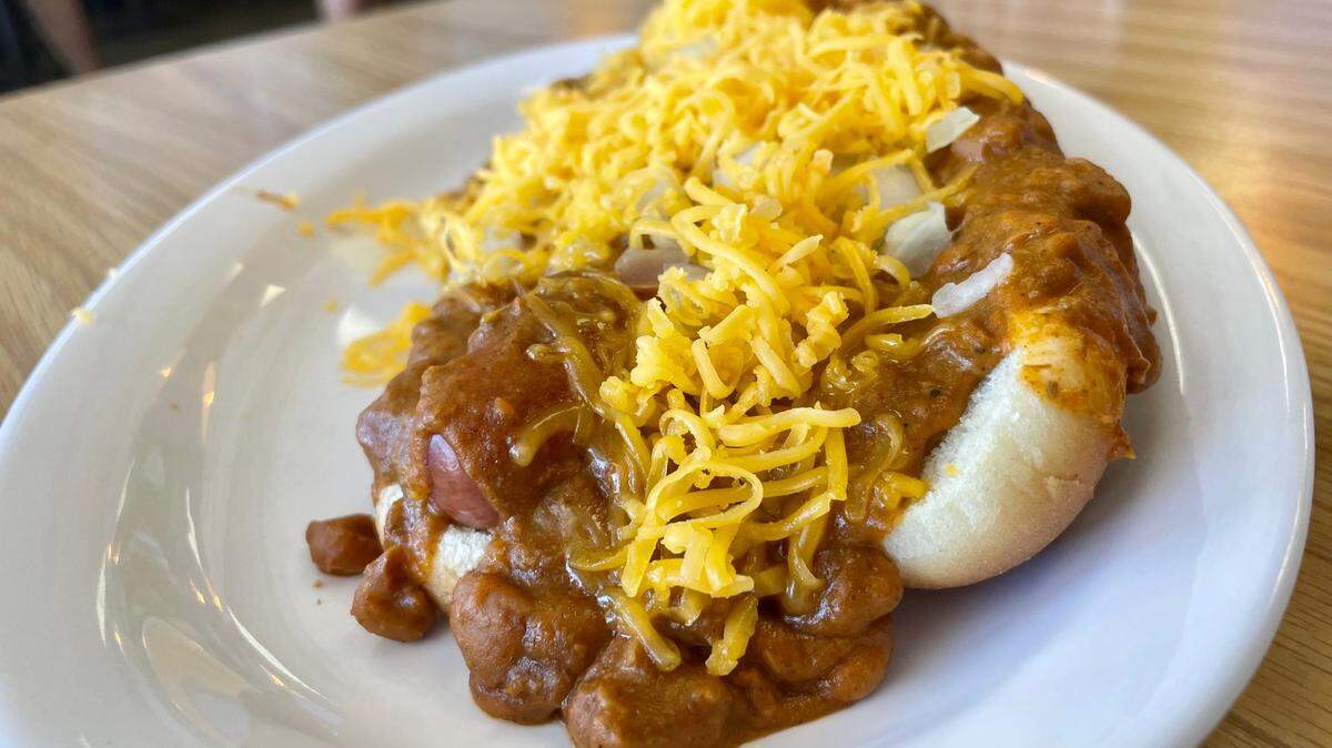Parker’s Hot Dogs of Santa Cruz has been serving Roseville customers chili dogs since 1997.