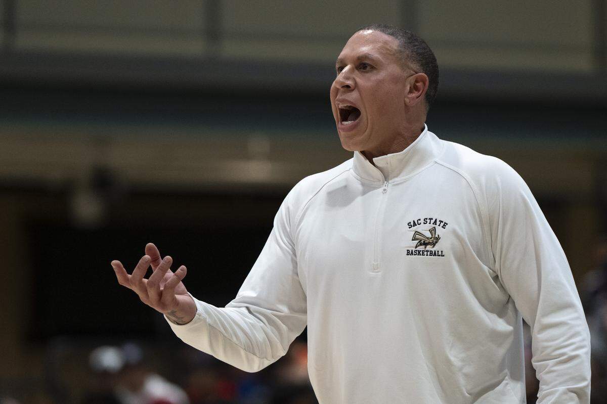Sacramento State coach Mike Bibby calls to players during a game between Sac State and Presbyterian at Hornet Pavilion in Sacramento on Sunday, Nov. 16. Bibby’s Hornets are 9-14 on the season and 9-2 at home after Saturday’s loss to Portland State.