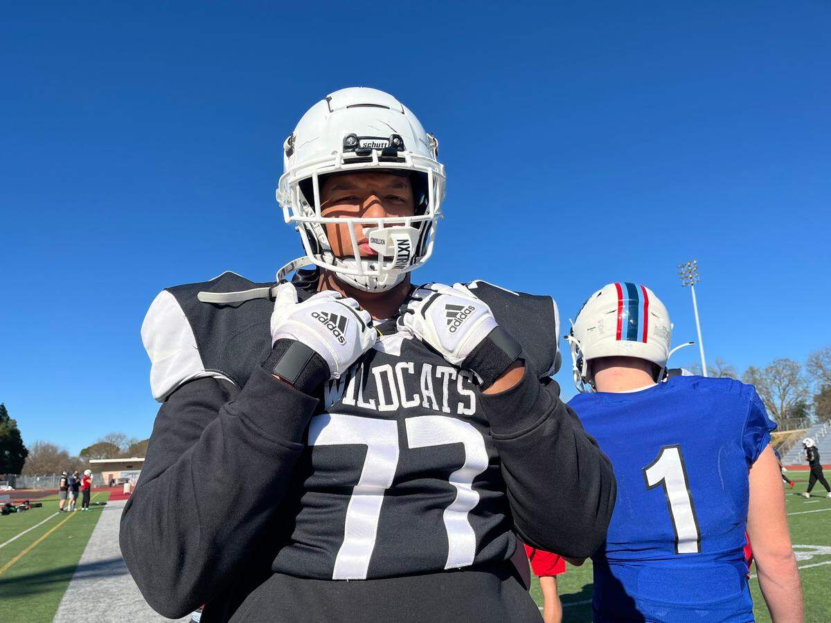 Aderian Adelabu practices Saturday, Jan. 11, 2025, at Cordova High School for the 65th Optimist All-Star Football Classic this Saturday at Granite Bay High School.